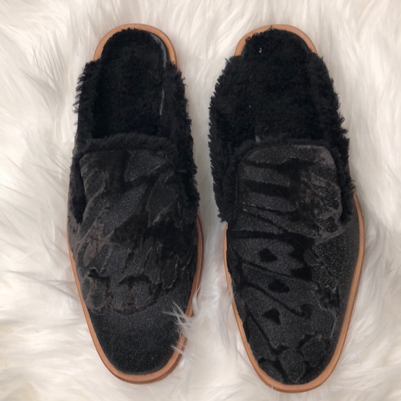 Free People Shoes - Women’s Free people mule/slide